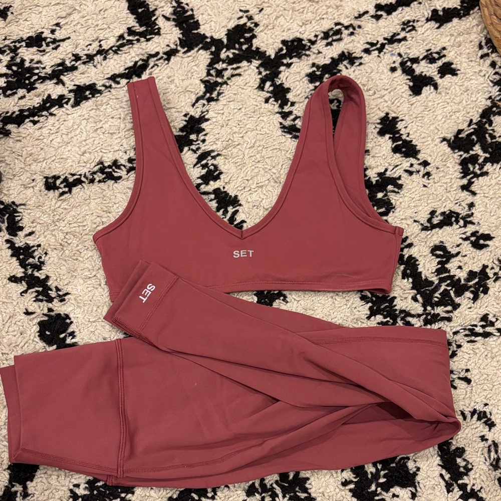 SET ACTIVE Mauve Workout Set